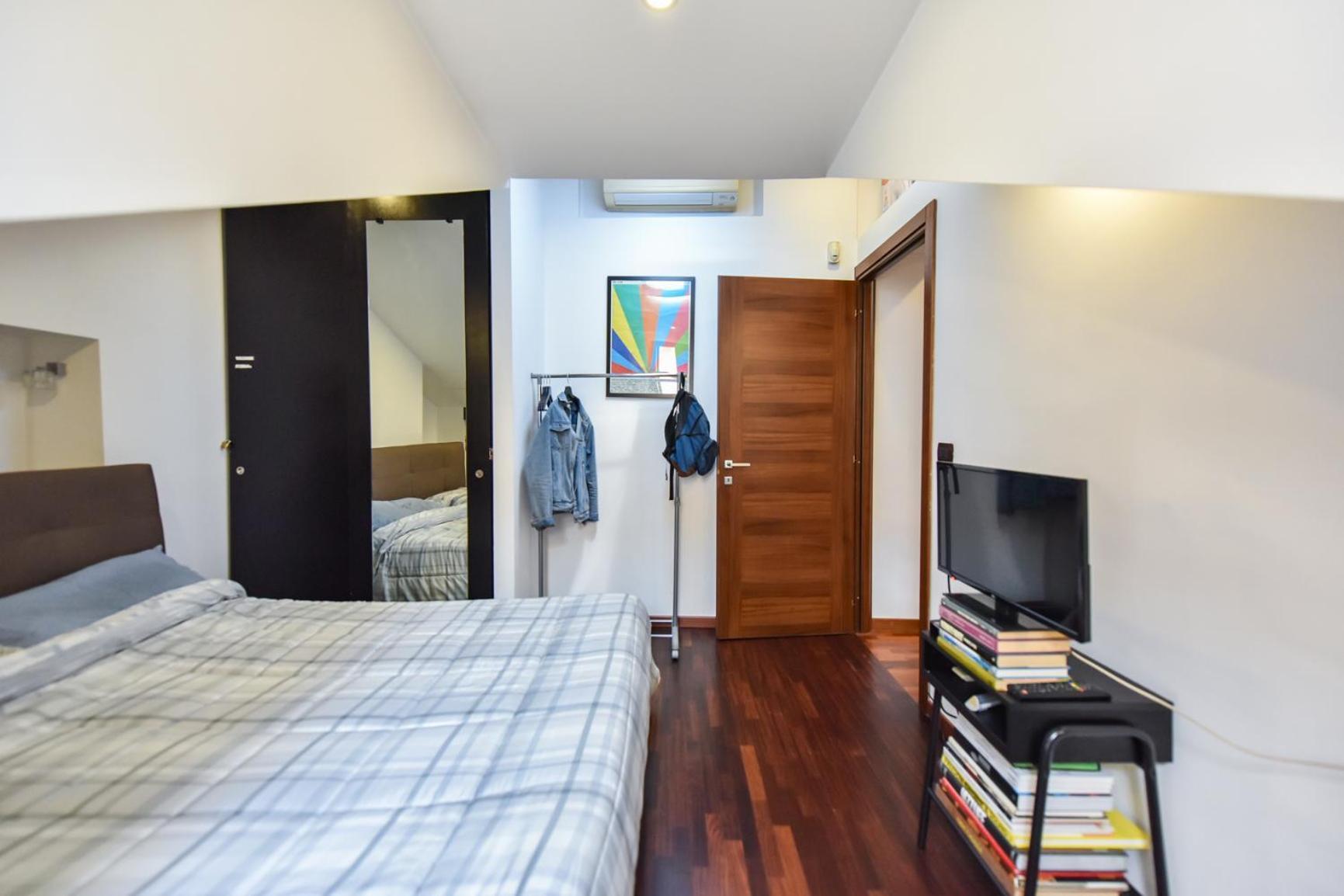 Modern Apartment Piazza Statuto Porta Susa Fs Turín Exterior foto